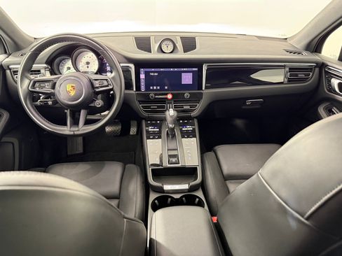 Certified 2023 Porsche Macan S image 20