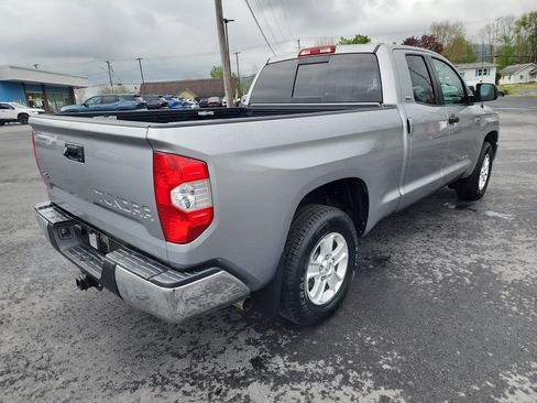 Used 2019 Toyota Tundra SR5 AWD/4WD image 8