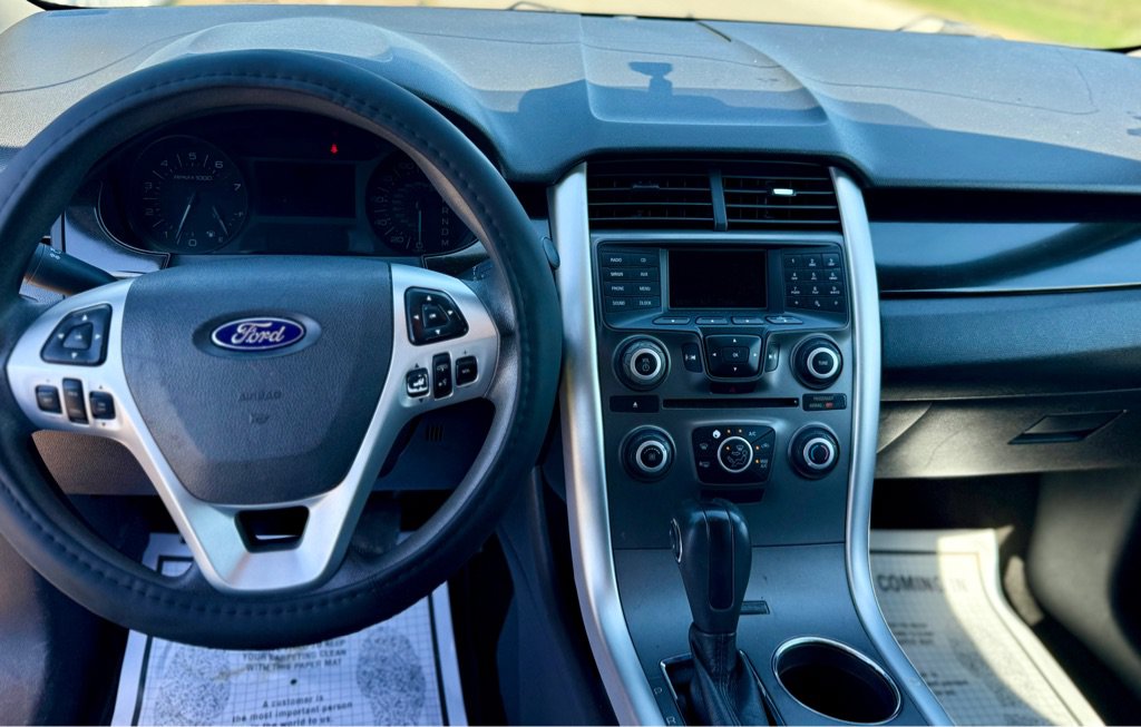 Used 2012 Ford Edge SE FWD image 12