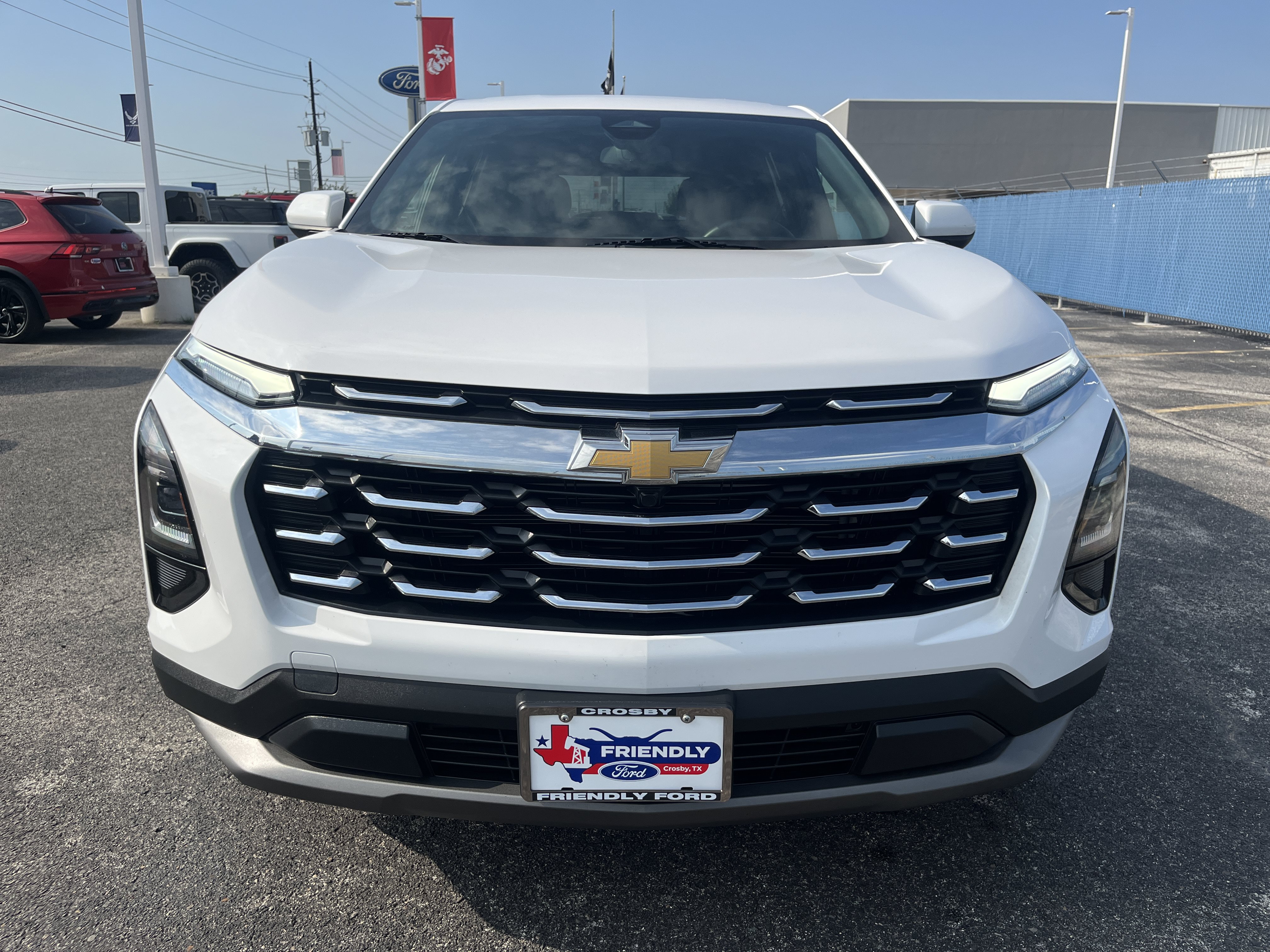 Used 2026 Chevrolet Equinox LT AWD/4WD image 8