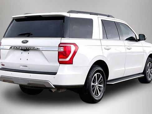 Used 2020 Ford Expedition XLT w/ Equipment Group 202A RWD image 5