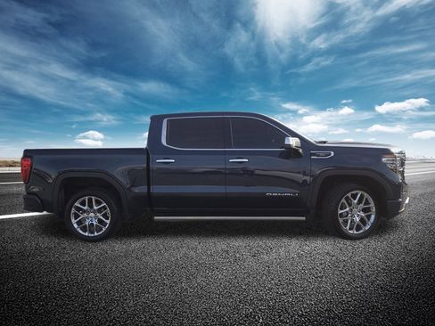 Used 2022 GMC Sierra 1500 Denali w/ Denali Carbonpro Edition image 24
