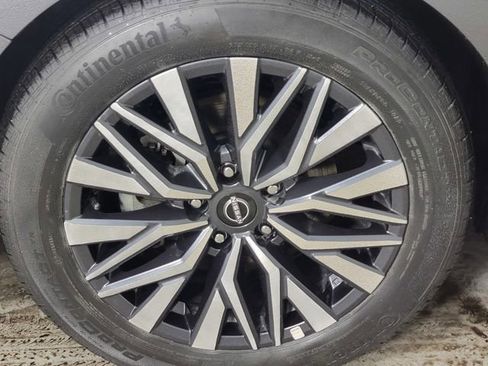 Used 2025 Nissan Altima 2.5 SV image 10