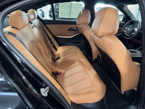 Certified 2025 BMW 330i Sedan w/ Premium Package image 12