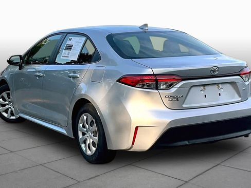 Used 2023 Toyota Corolla LE FWD image 12