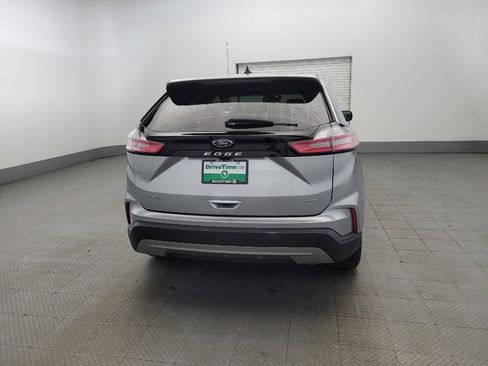 Used 2024 Ford Edge SEL image 7