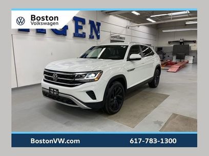Used 2023 Volkswagen Atlas Cross Sport SE w/ Black Wheel Package
