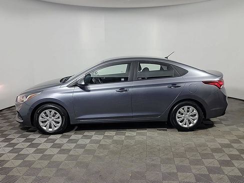 Used 2020 Hyundai Accent SE image 11