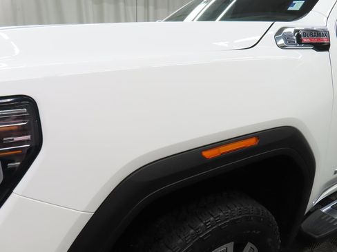 Used 2024 GMC Sierra 2500 Denali AWD/4WD image 54