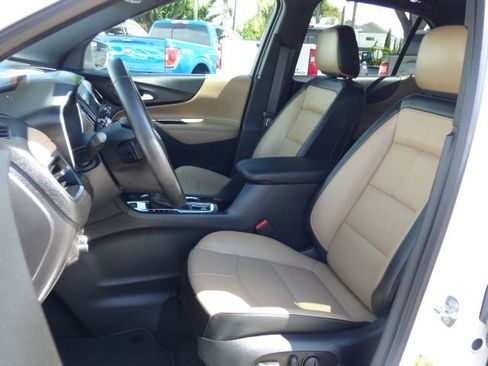 Used 2023 Chevrolet Equinox Premier AWD/4WD image 25