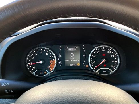 Certified 2018 Jeep Renegade Altitude image 10