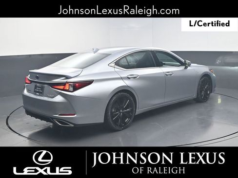 Certified 2022 Lexus ES 350 F Sport image 9