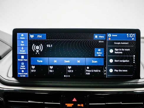 Used 2025 Acura MDX SH-AWD w/ Technology Package image 15