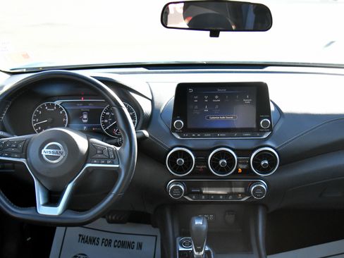 Used 2021 Nissan Sentra SV image 32