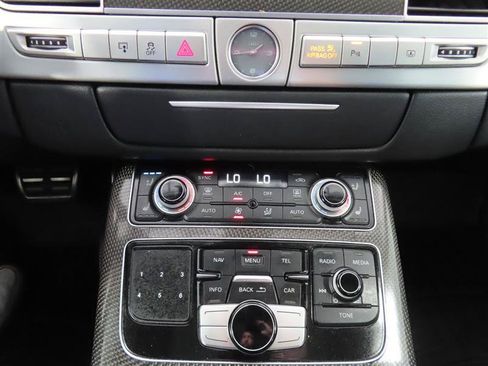 Used 2017 Audi S8 Plus AWD/4WD image 42