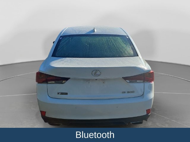 Used 2019 Lexus IS 300 w/ Navigation Package RWD image 5