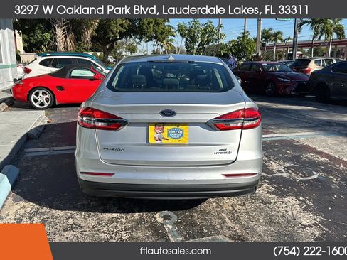 Used 2019 Ford Fusion SE image 10