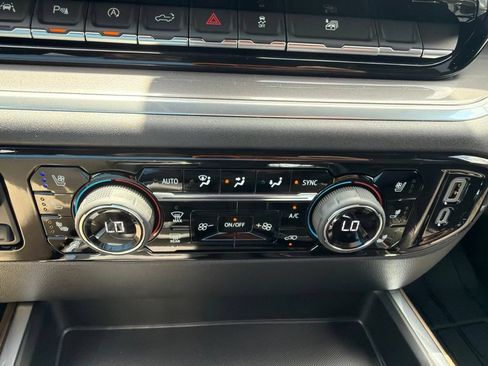 New 2026 Chevrolet Silverado 1500 High Country AWD/4WD image 31