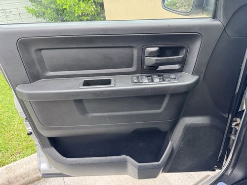 Used 2014 RAM 1500 Express AWD/4WD image 12