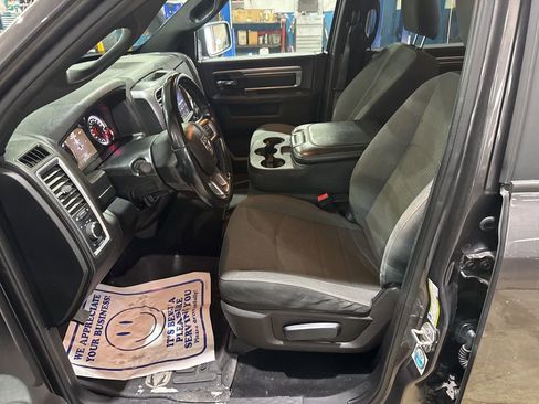 Used 2021 RAM 1500 Classic Warlock image 12