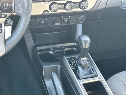 Used 2023 Toyota Tacoma SR5 w/ SR5 Appearance Package image 4