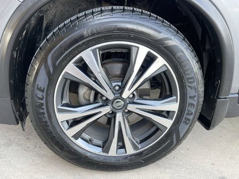 Certified 2017 Nissan Rogue SL w/ SL Premium Package image 17