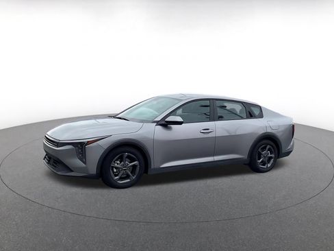 Used 2025 Kia K4 FWD image 8
