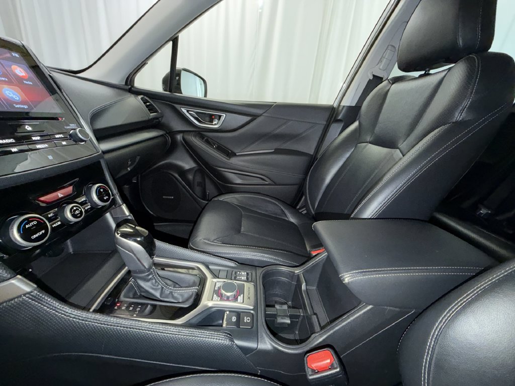 Used 2020 Subaru Forester Limited AWD/4WD image 23