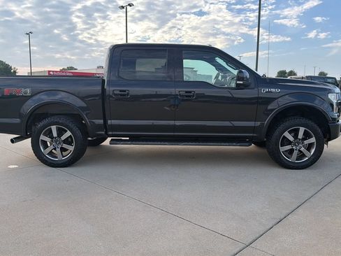 Used 2015 Ford F150 Lariat w/ Equipment Group 502A Luxury AWD/4WD image 25