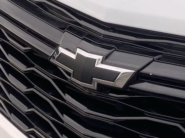 Used 2024 Chevrolet Equinox RS FWD image 12
