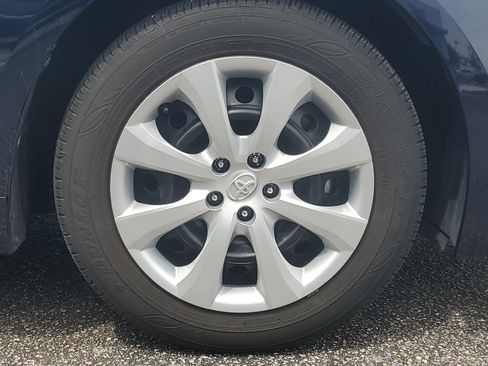 Used 2023 Toyota Corolla LE FWD image 7