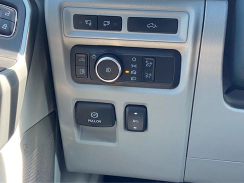 Used 2023 Ford F150 Limited AWD/4WD image 25