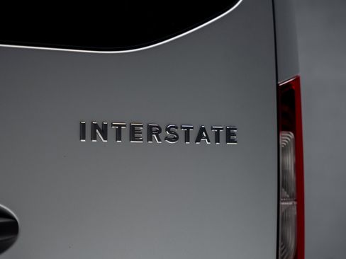 Used 2021 Mercedes-Benz Sprinter 3500 image 32