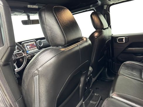 Used 2022 Jeep Wrangler Unlimited Sahara w/ Cold Weather Group image 35