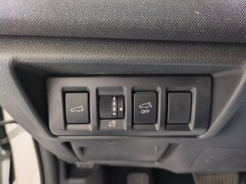 Used 2024 Subaru Outback Premium AWD/4WD image 19