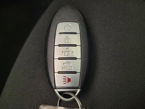 Used 2024 Nissan Sentra SR FWD image 32