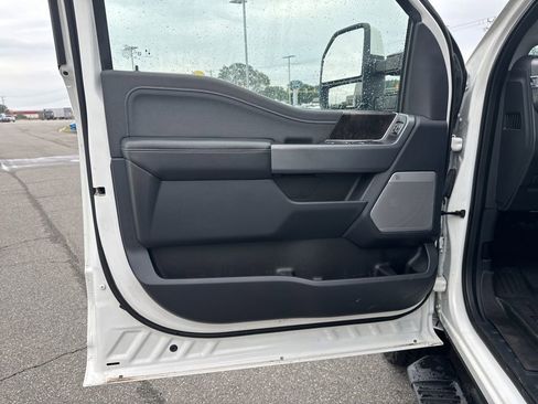 Certified 2023 Ford F350 Lariat w/ Lariat Ultimate Package image 12