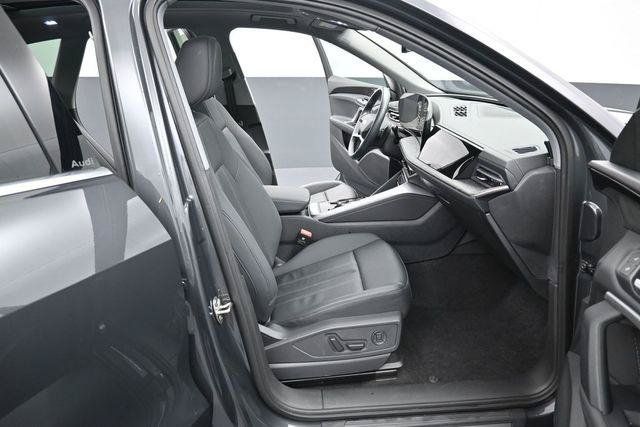 Used 2025 Audi Q5 Premium w/ Convenience Package AWD/4WD image 36