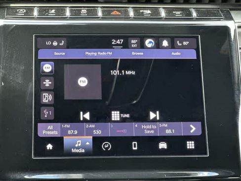 Used 2023 Jeep Grand Cherokee Altitude AWD/4WD image 12