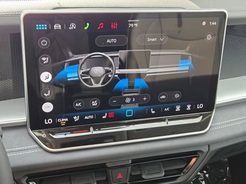 New 2026 Volkswagen Tiguan SE image 13