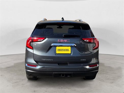 Used 2018 GMC Terrain SLT image 4