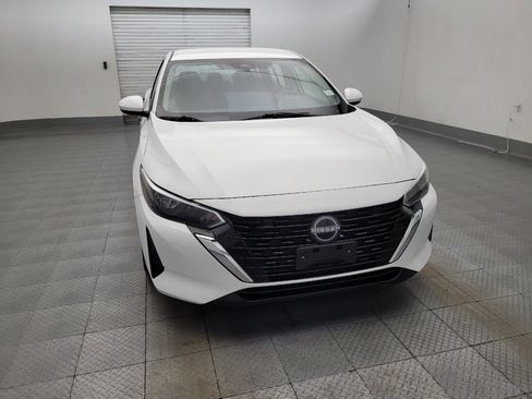 Used 2024 Nissan Sentra S FWD image 14