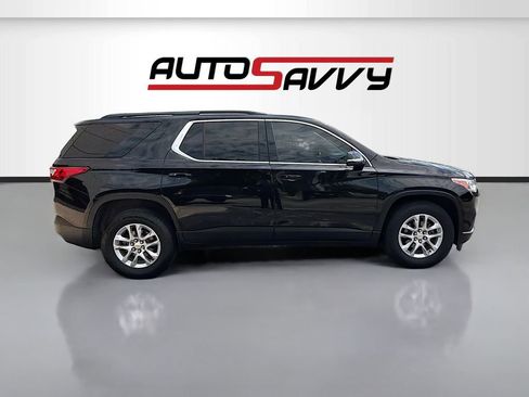 Used 2020 Chevrolet Traverse LT image 8
