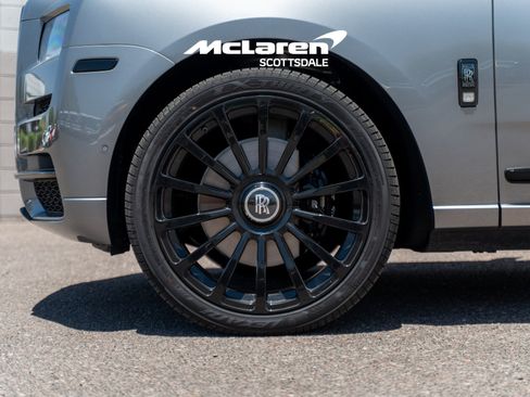 Used 2023 Rolls-Royce Cullinan Black Badge w/ Driver's Package AWD/4WD image 36