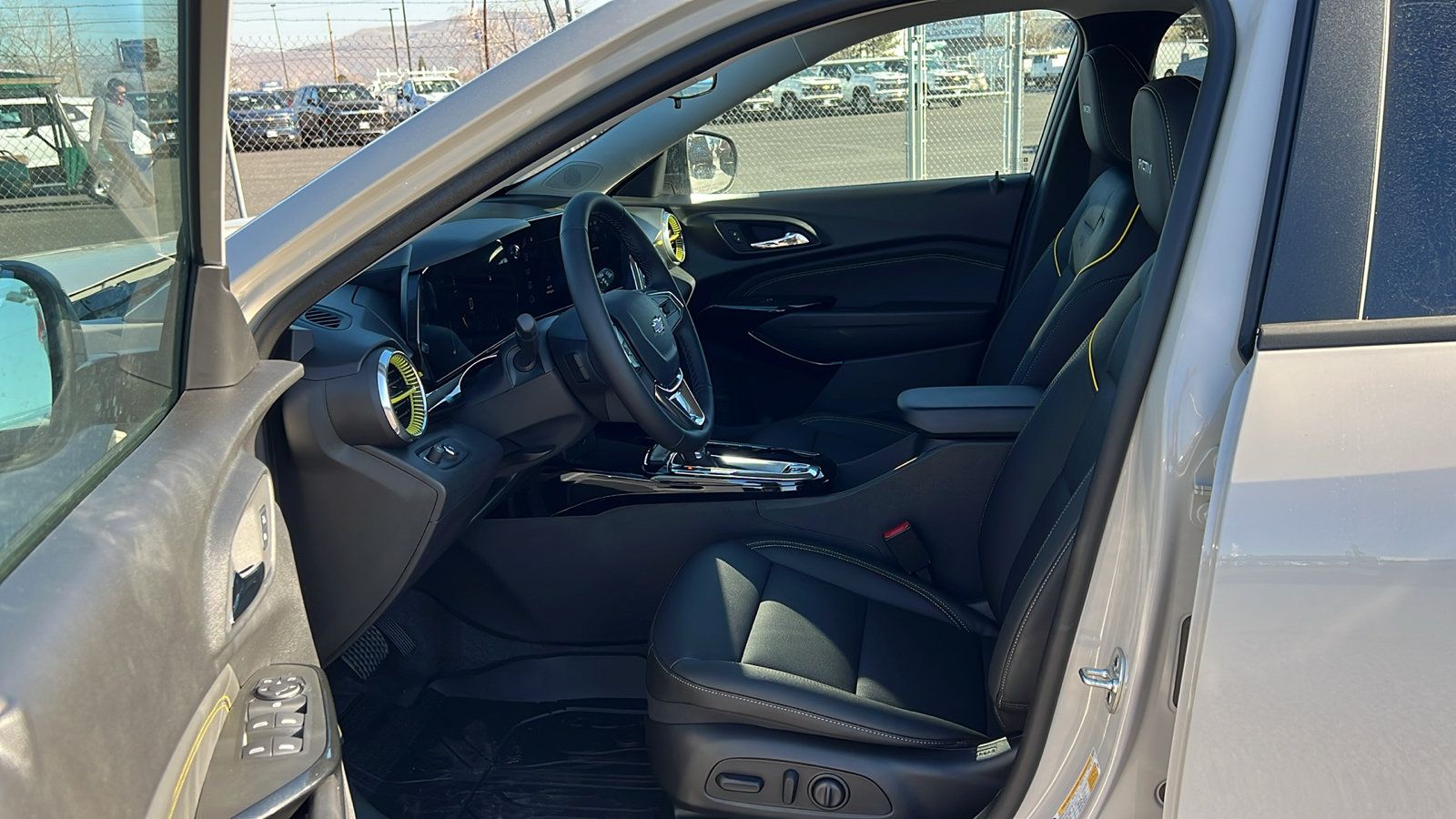 New 2026 Chevrolet Trax ACTIV w/ Driver Confidence Package FWD image 29