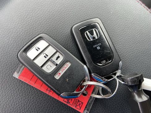 Used 2025 Honda Passport Black Edition image 46