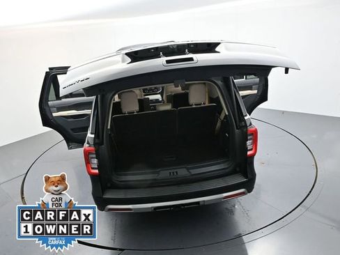 Used 2023 Ford Expedition Limited image 43