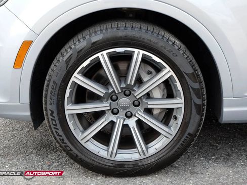 Used 2018 Audi Q7 3.0T Prestige AWD/4WD image 13