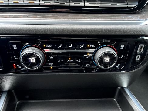 Used 2023 Chevrolet Silverado 1500 LTZ image 18