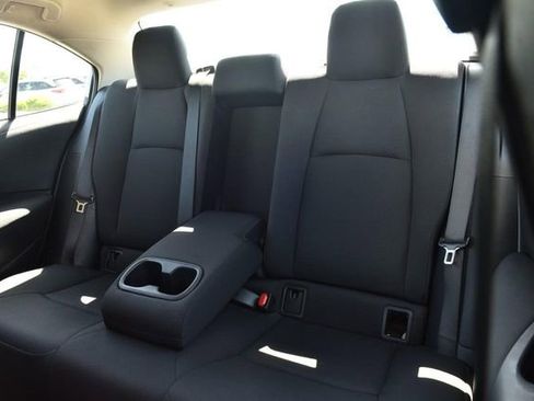 Used 2023 Toyota Corolla LE FWD image 17